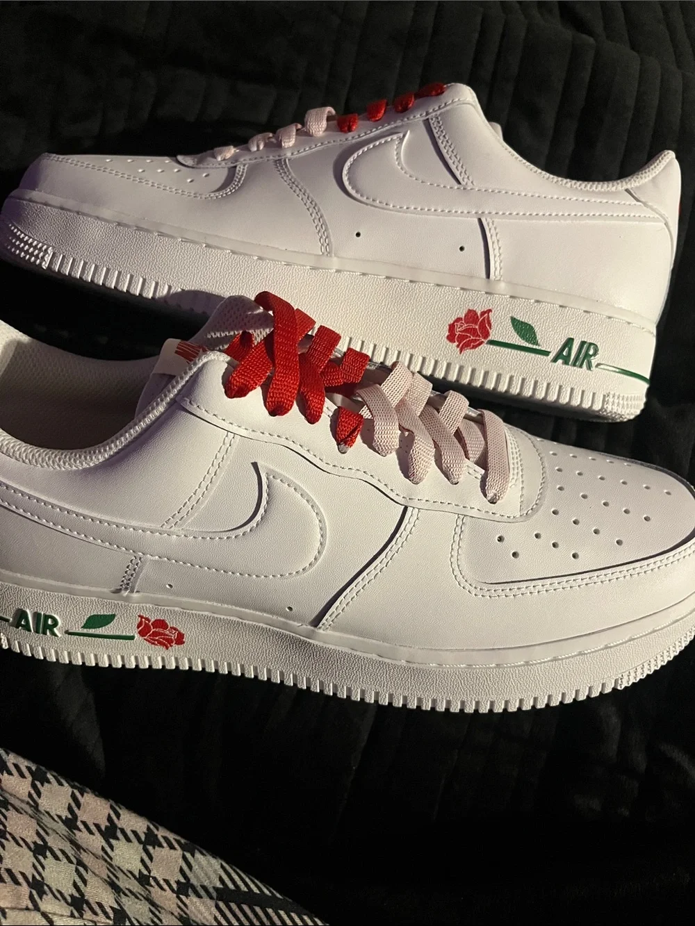 Nike Women’s Low-Top Sneakers in White, Red, and Green